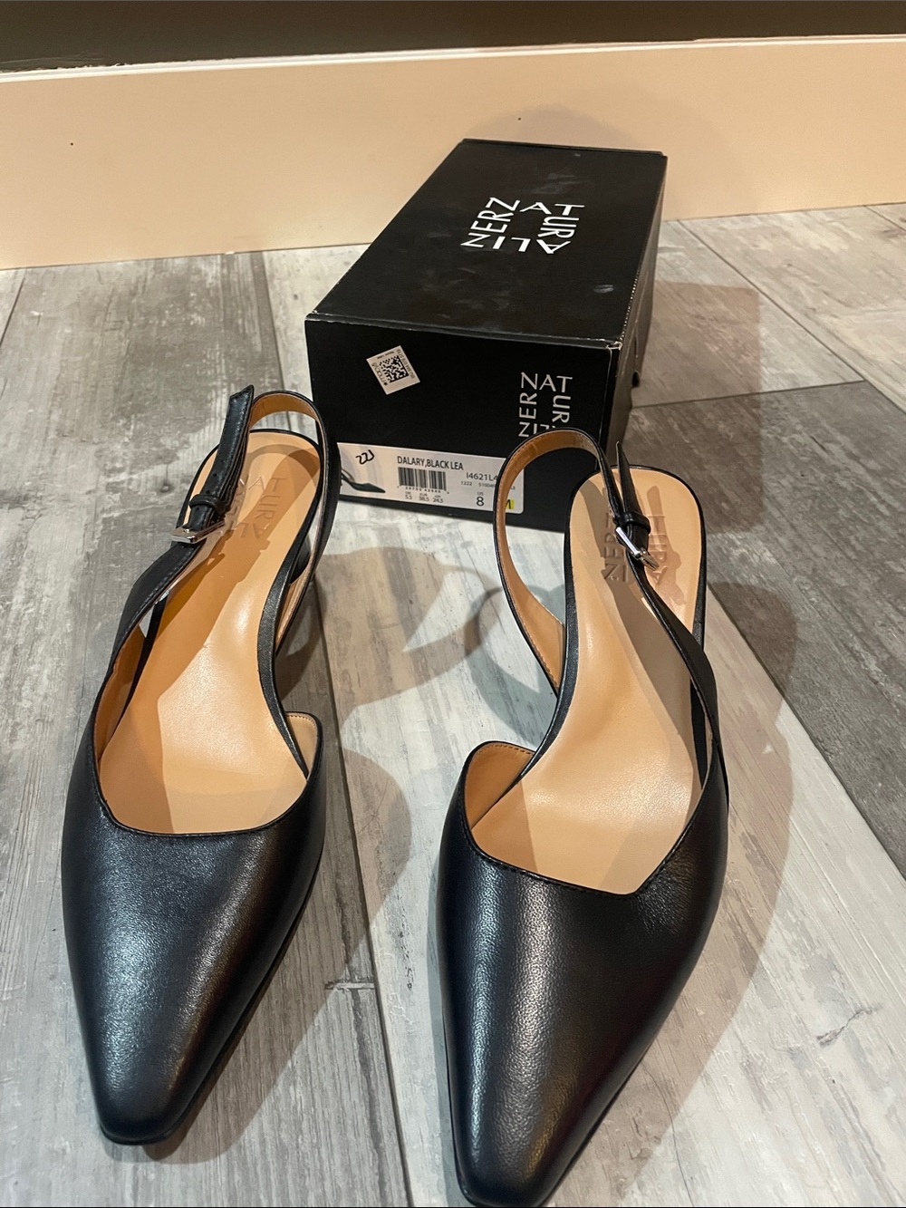 Naturalizer - Dalary - Black Leather Heels